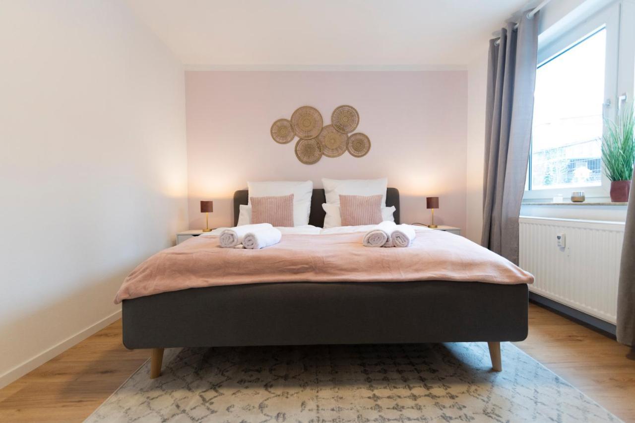 Peter Apartments - Premium Wohnung I 95Qm I 3 Schlafzimmer I Grosses Bad I Kueche I Wohnzimmer I Tv فولدا المظهر الخارجي الصورة